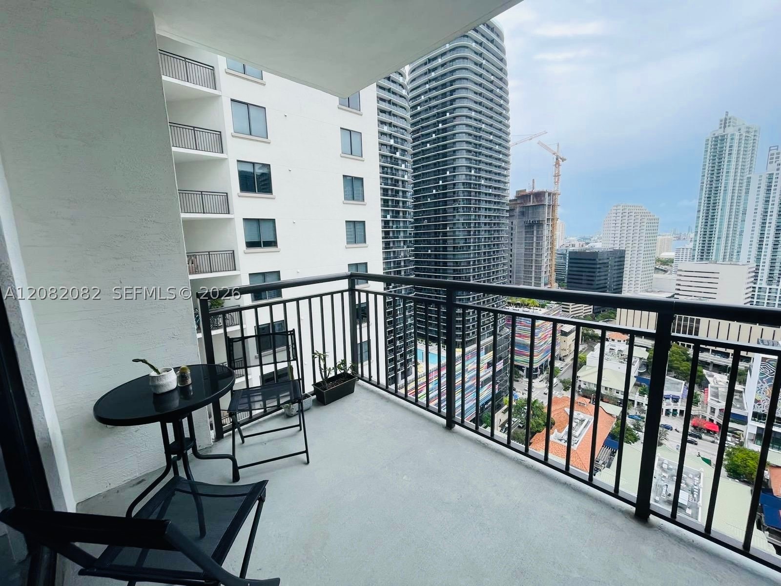 999 SW 1st AVE #2710, Miami FL 33130