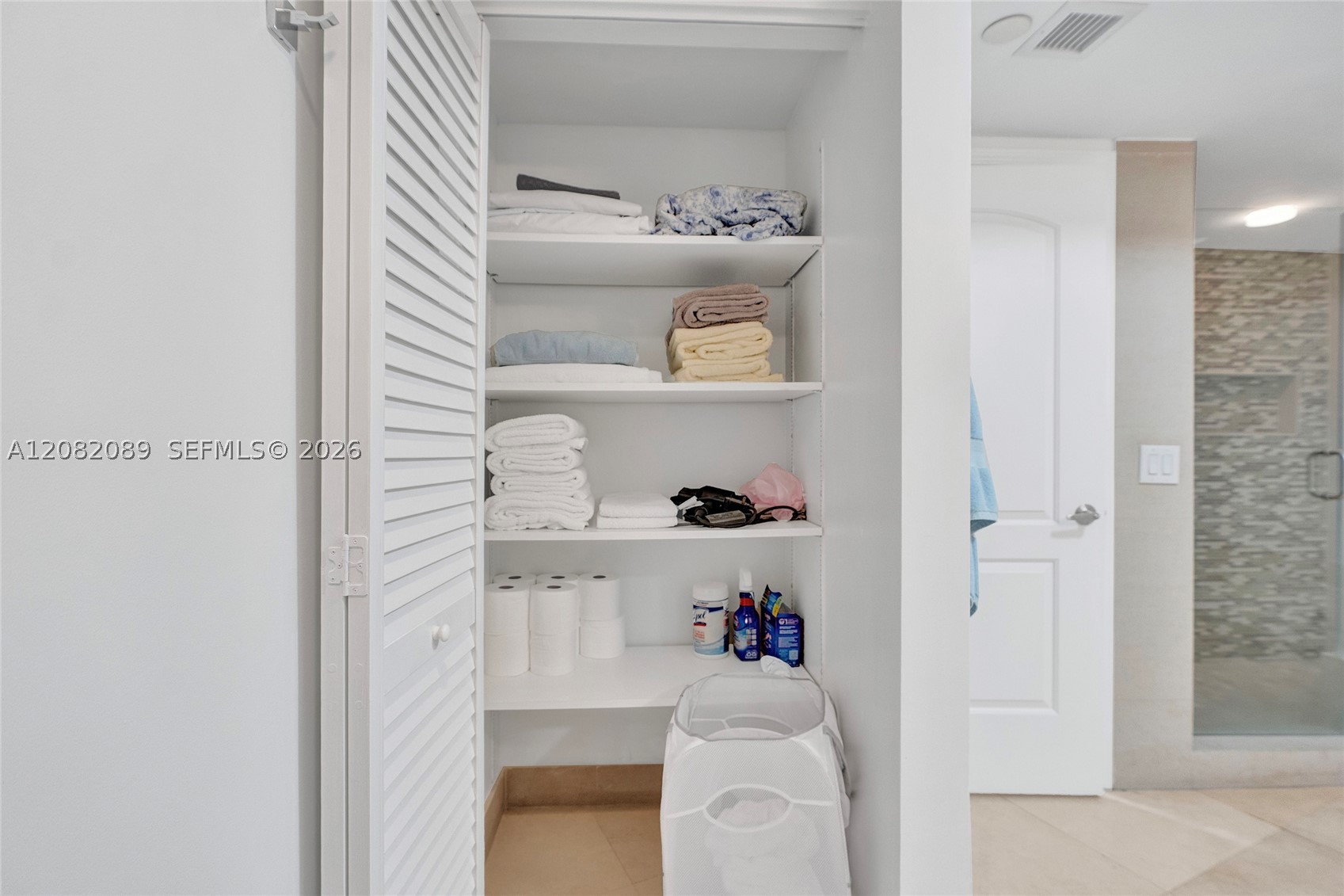 1000 E Island Blvd #1403, Aventura FL 33160