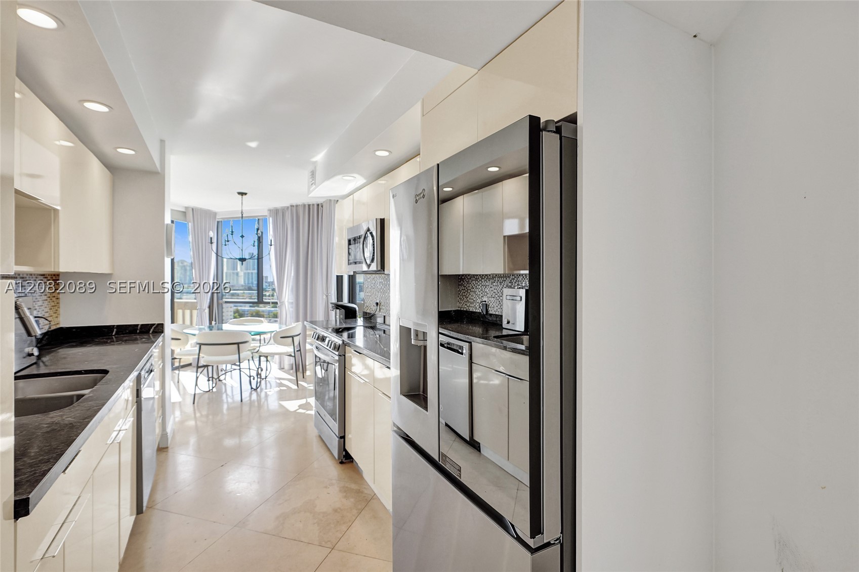 1000 E Island Blvd #1403, Aventura FL 33160