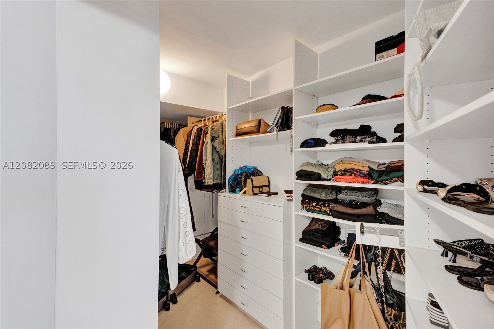 1000 E Island Blvd #1403, Aventura FL 33160