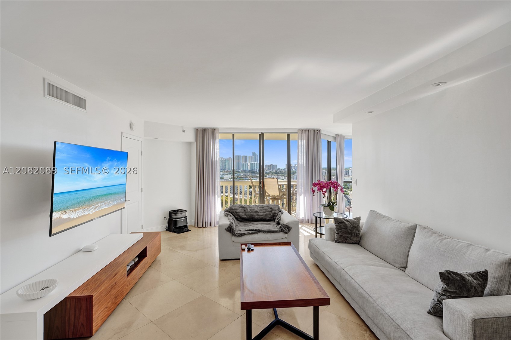 1000 E Island Blvd #1403, Aventura FL 33160