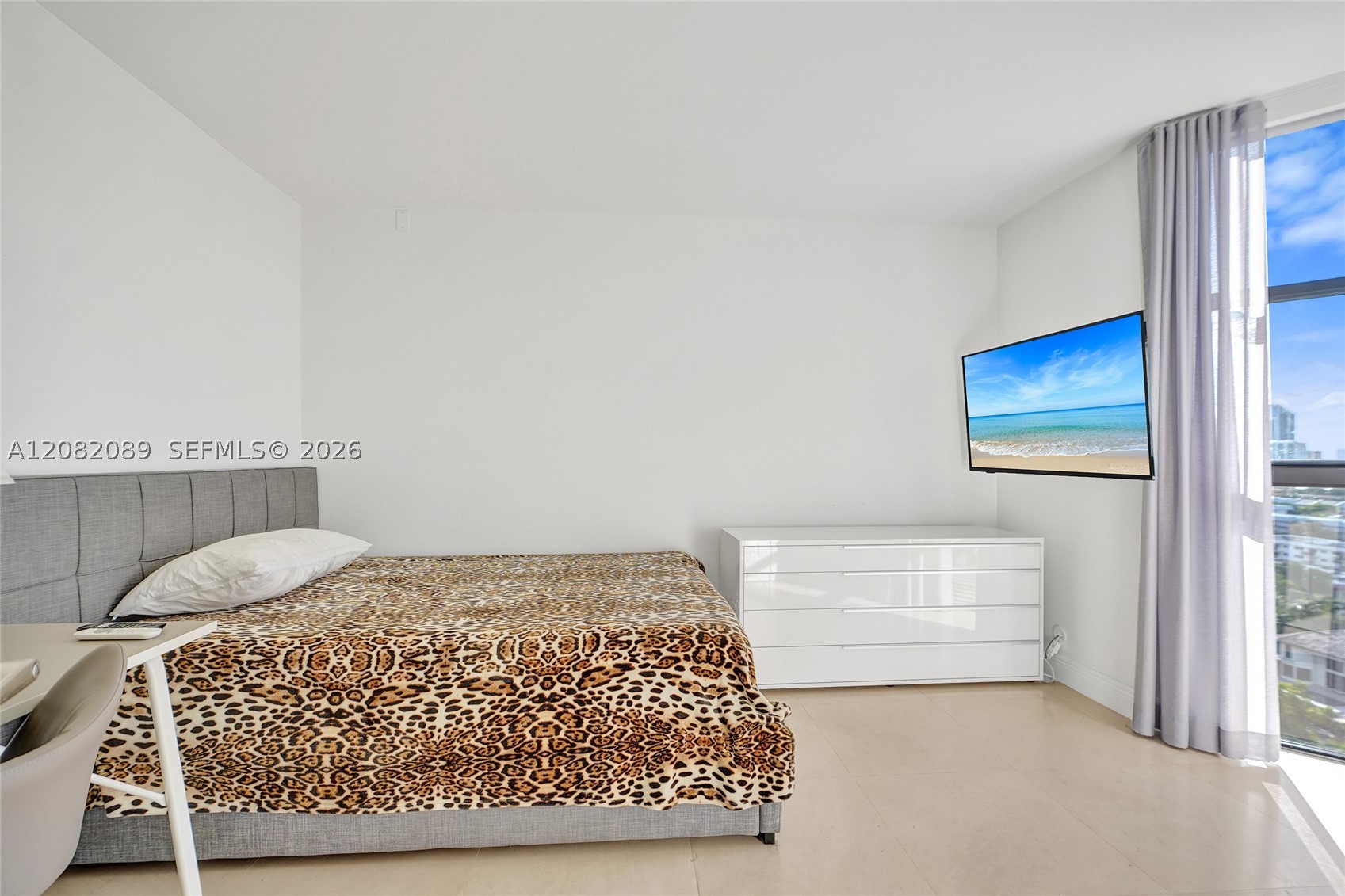 1000 E Island Blvd #1403, Aventura FL 33160