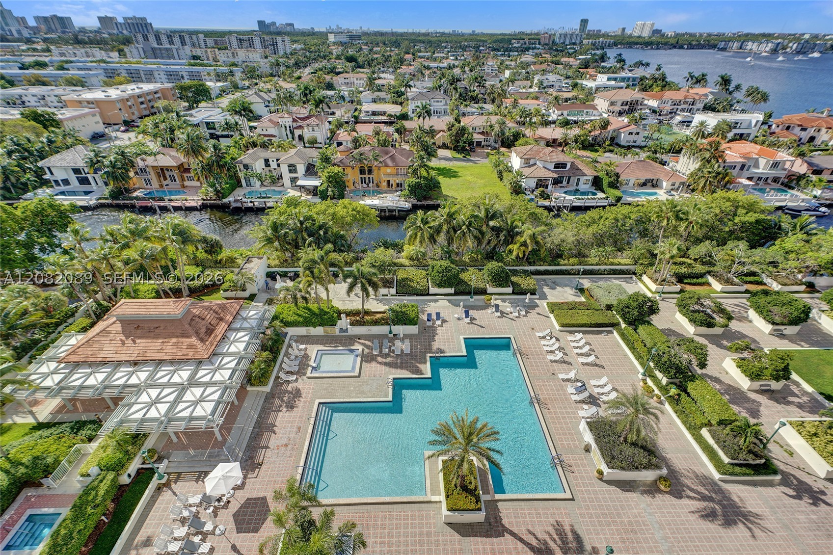 1000 E Island Blvd #1403, Aventura FL 33160