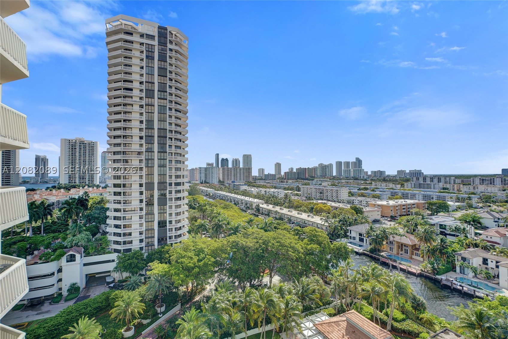 1000 E Island Blvd #1403, Aventura FL 33160