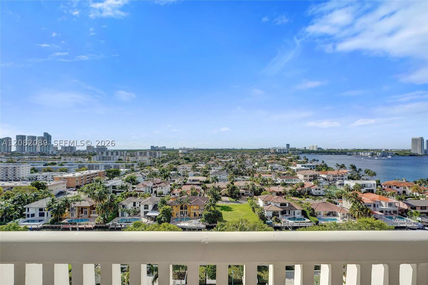 1000 E Island Blvd #1403, Aventura FL 33160
