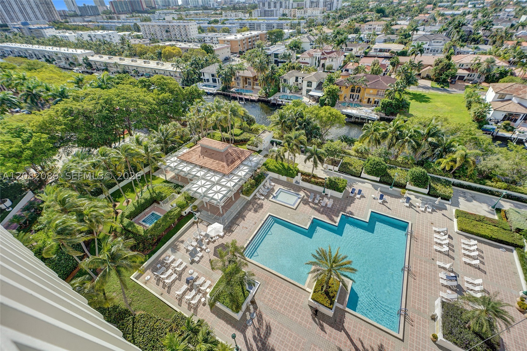 1000 E Island Blvd #1403, Aventura FL 33160