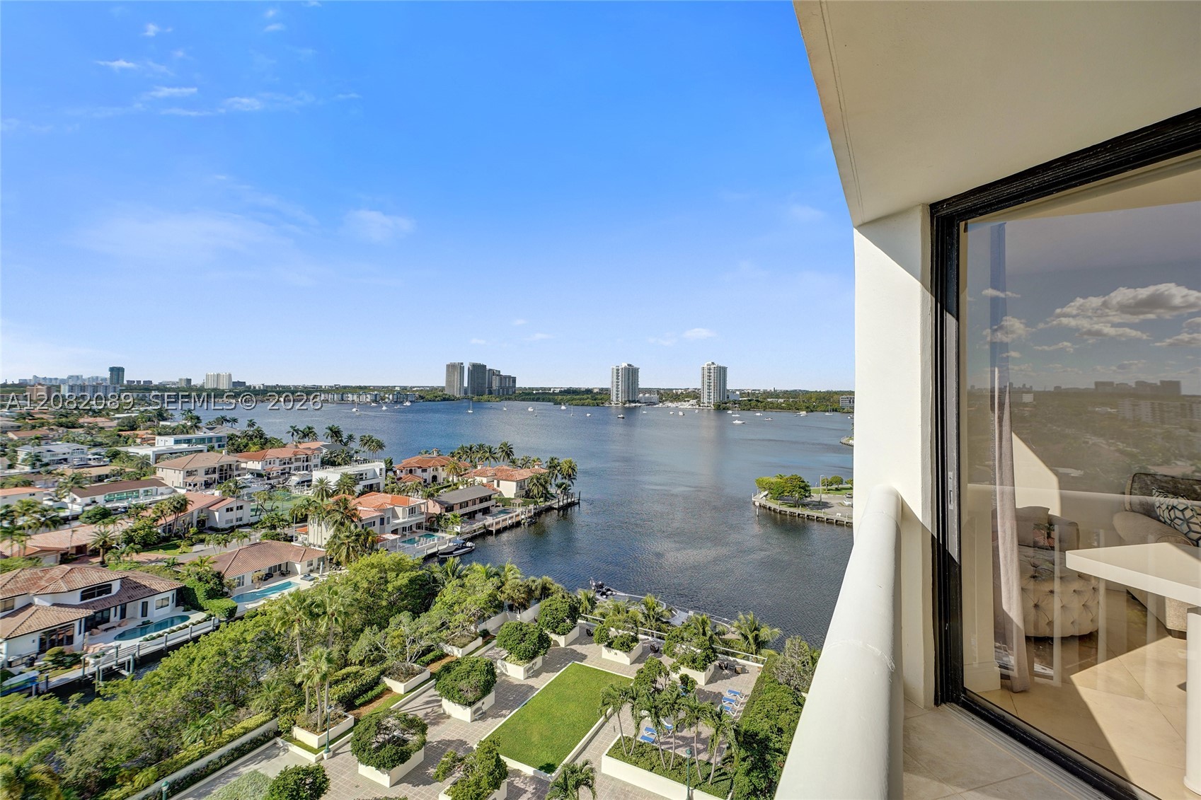 1000 E Island Blvd #1403, Aventura FL 33160