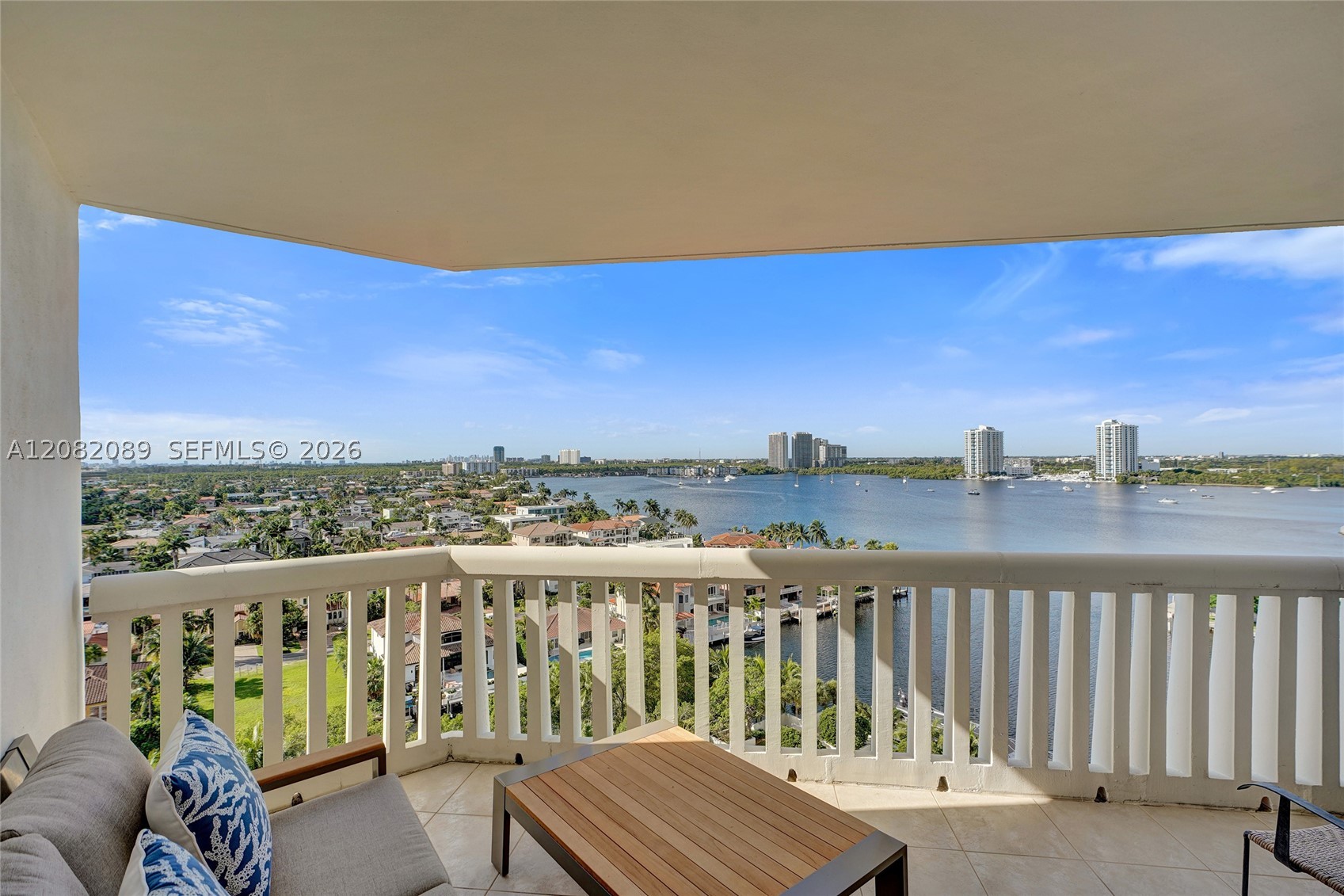 1000 E Island Blvd #1403, Aventura FL 33160