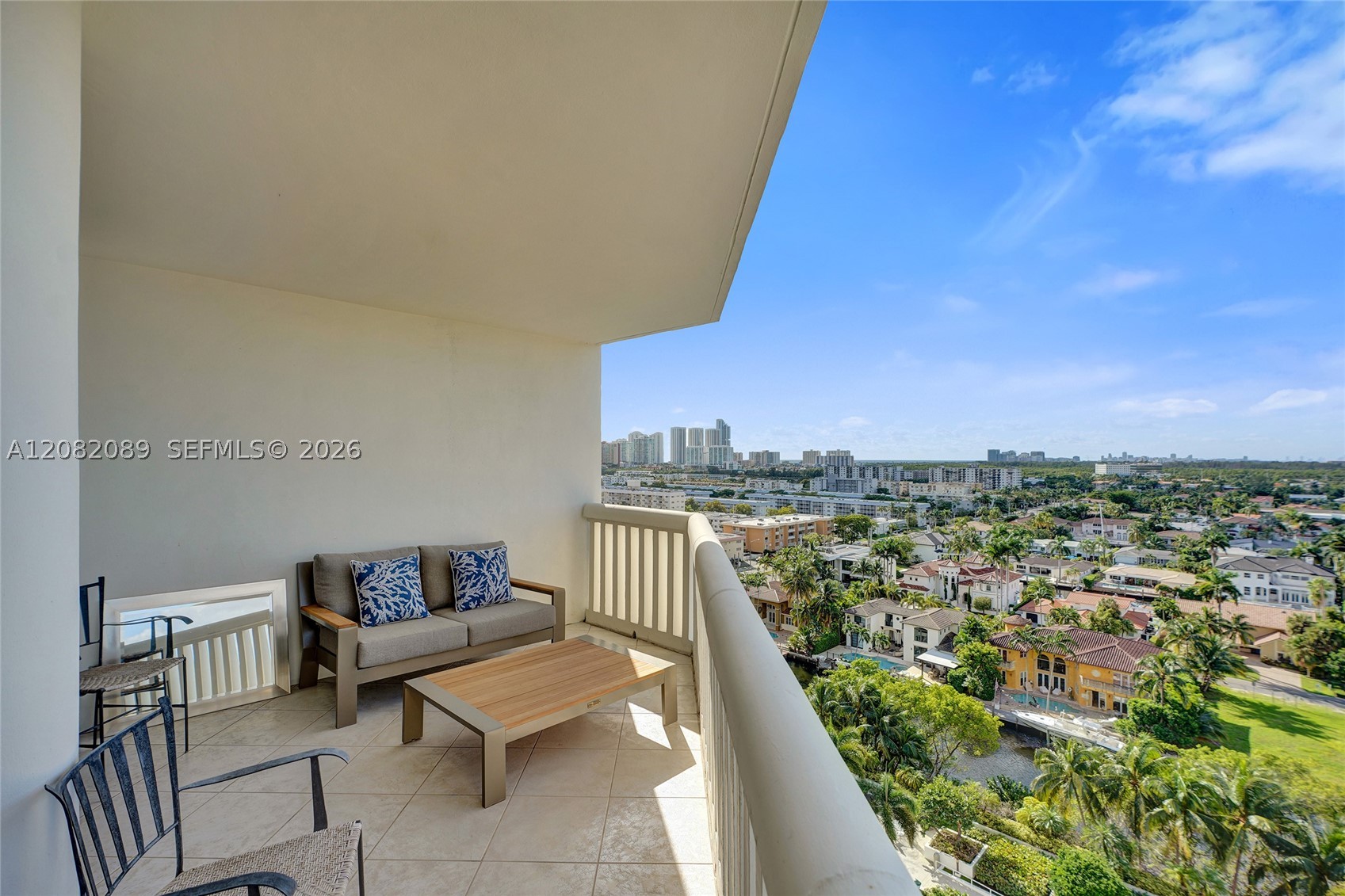 1000 E Island Blvd #1403, Aventura FL 33160
