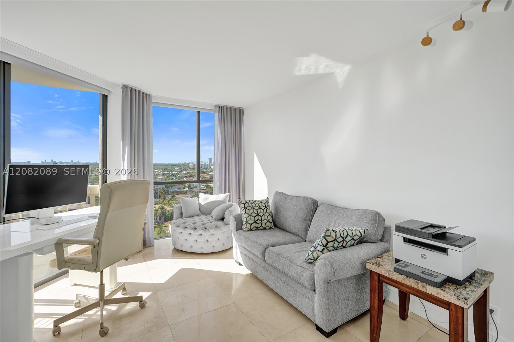 1000 E Island Blvd #1403, Aventura FL 33160