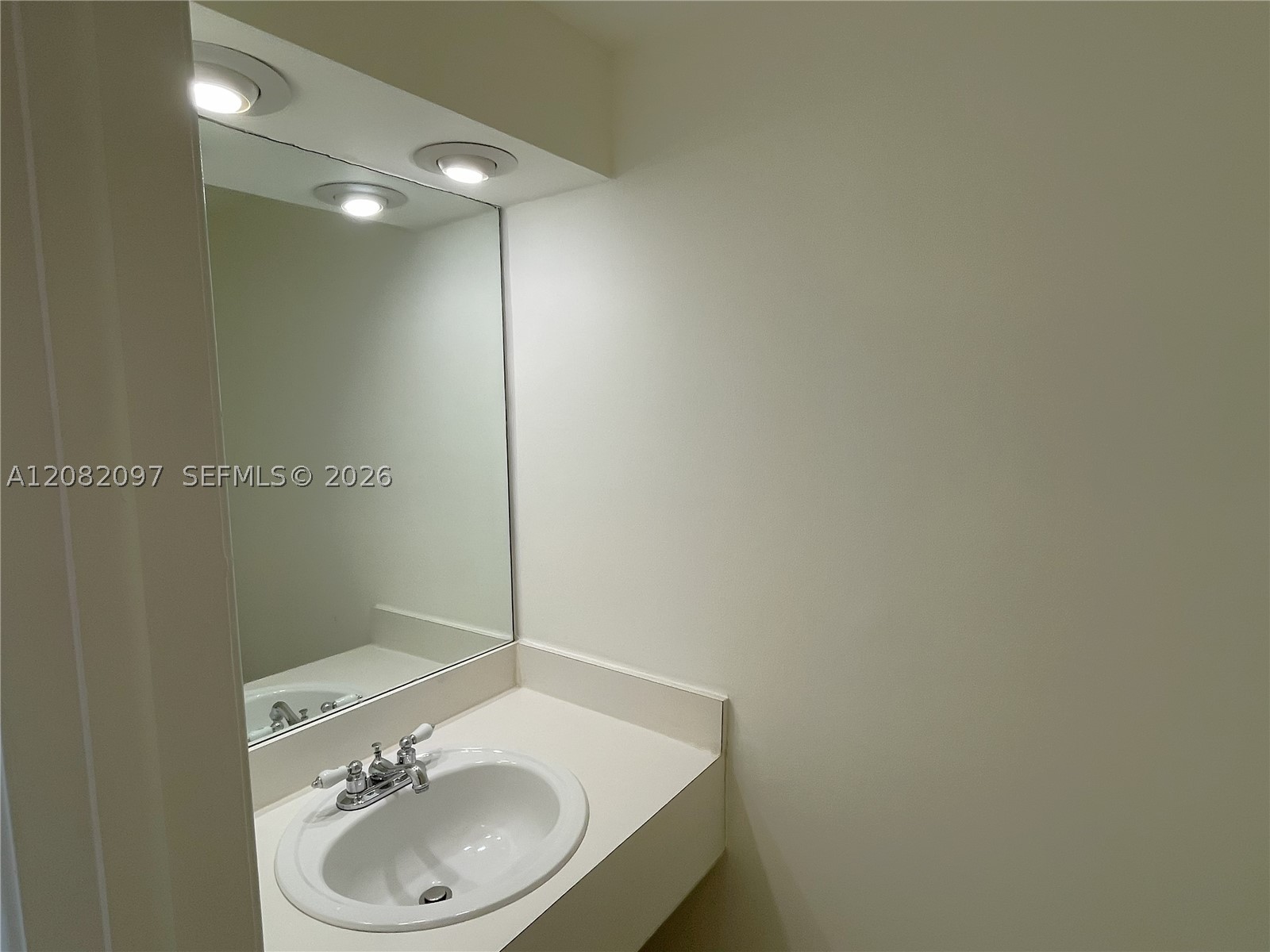 6904 N Kendall Dr #F405, Pinecrest FL 33156