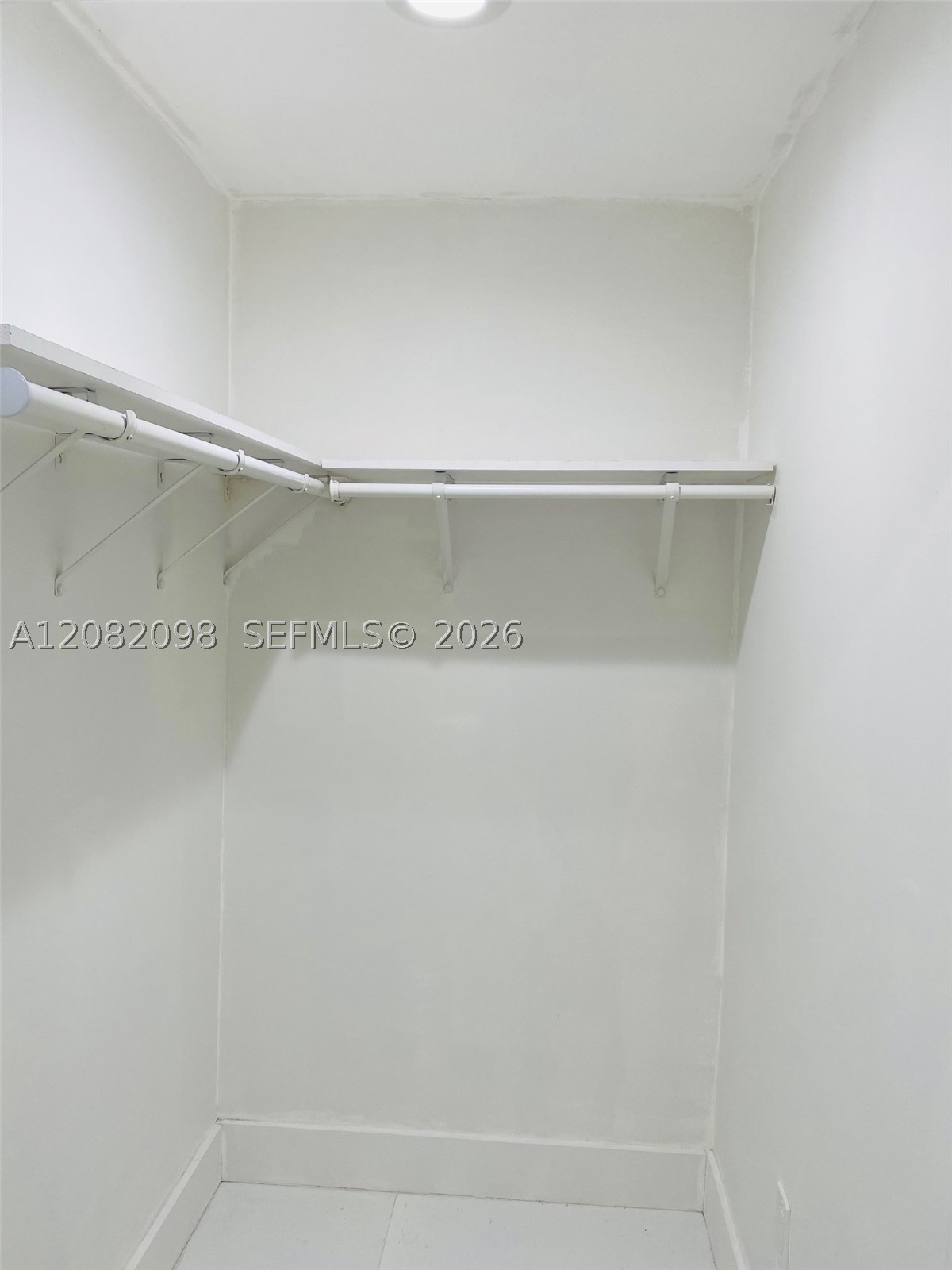 3335 SW 26th St #3335, Miami FL 33133