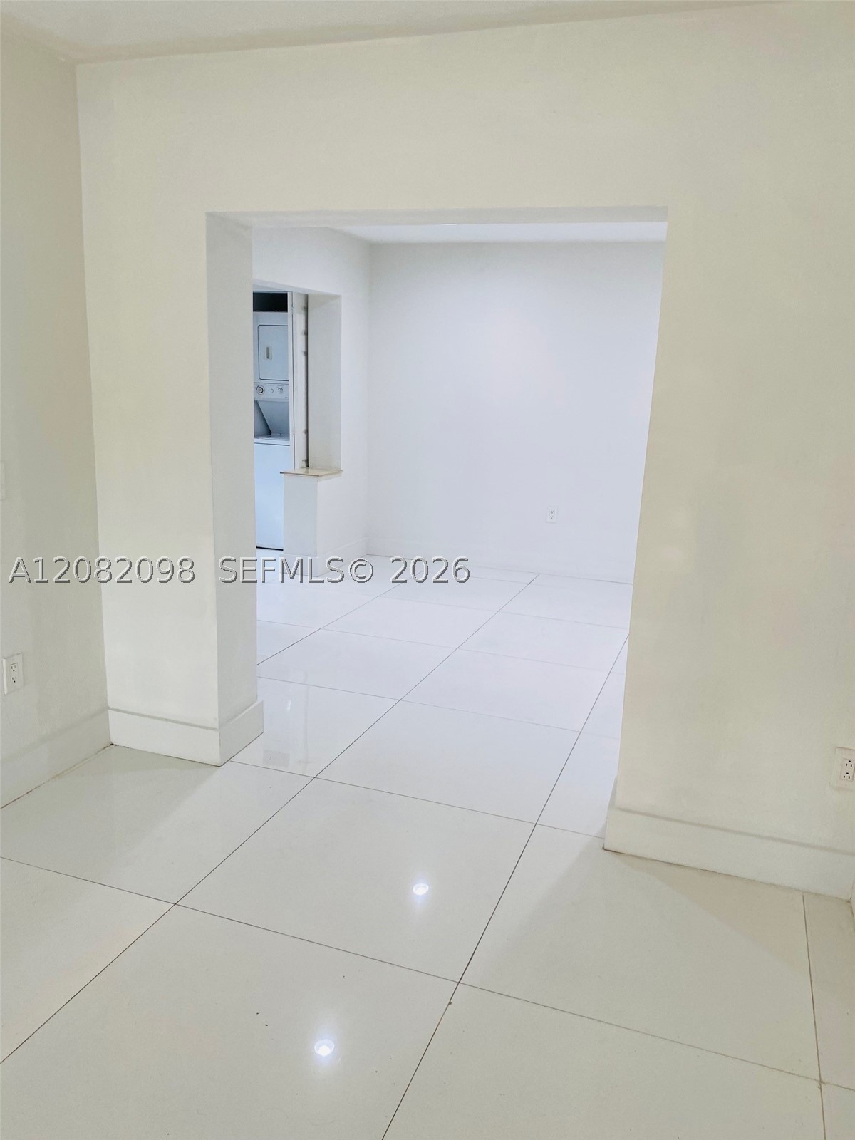 3335 SW 26th St #3335, Miami FL 33133