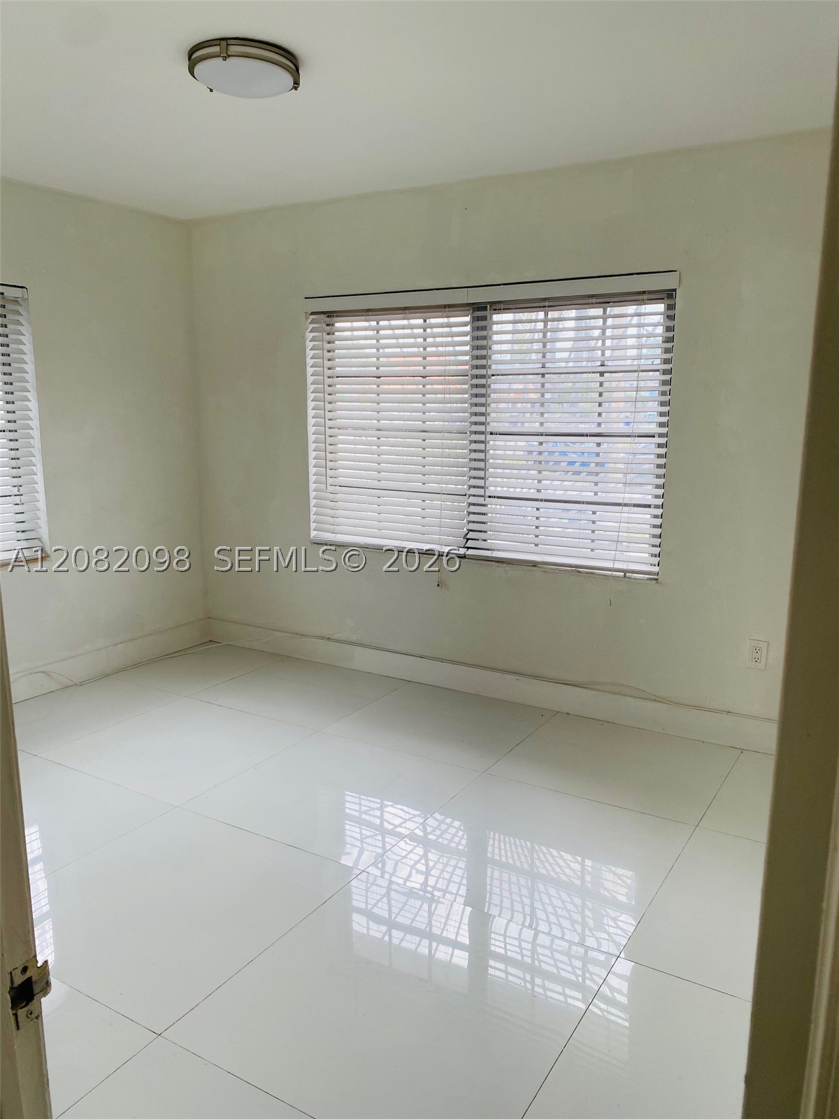 3335 SW 26th St #3335, Miami FL 33133