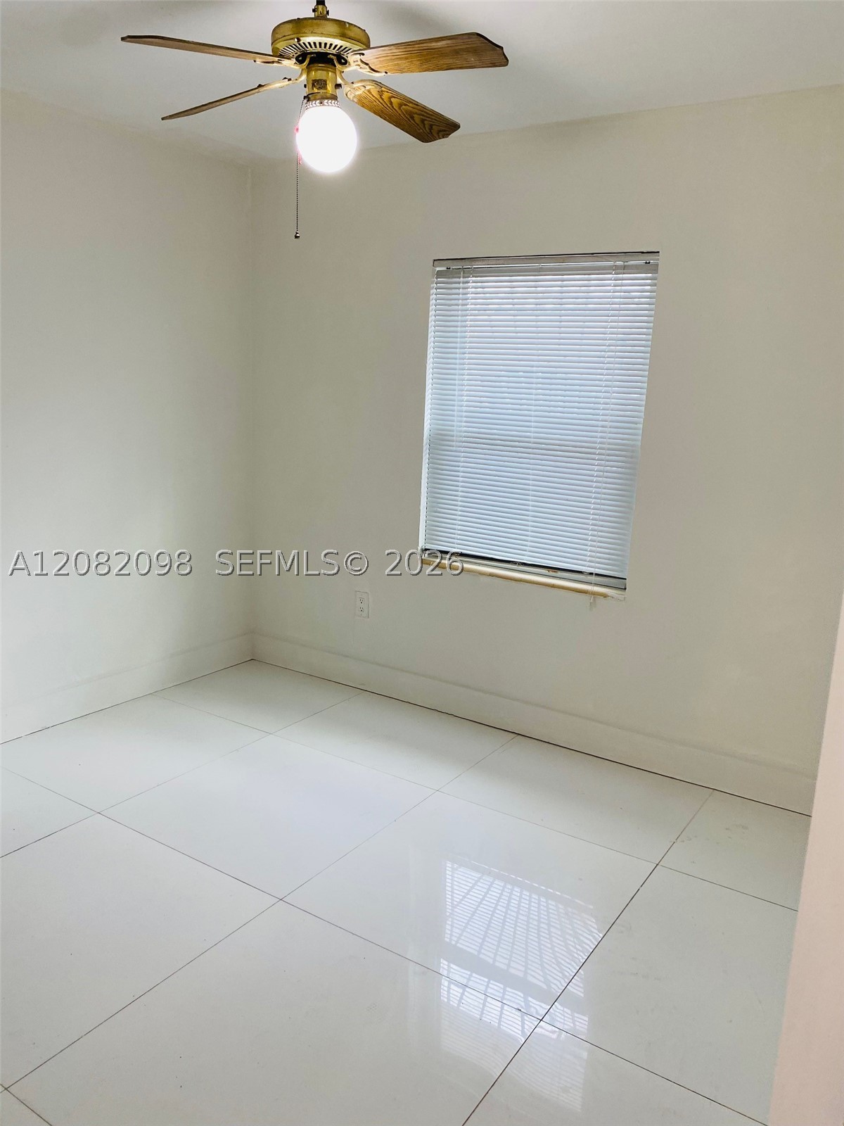3335 SW 26th St #3335, Miami FL 33133