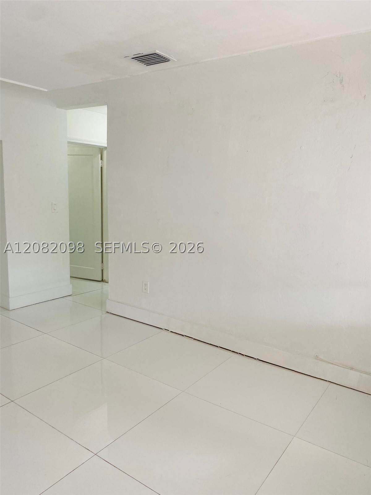 3335 SW 26th St #3335, Miami FL 33133