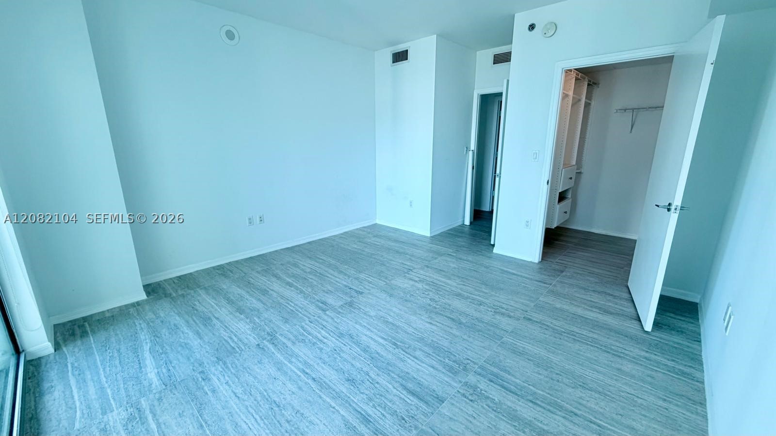 500 Brickell Ave #3003, Miami FL 33131
