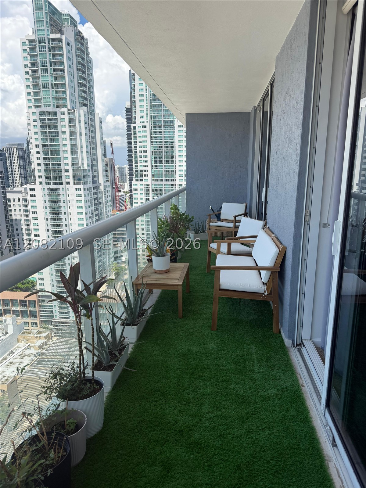 50 Biscayne Blvd #3205, Miami FL 33132