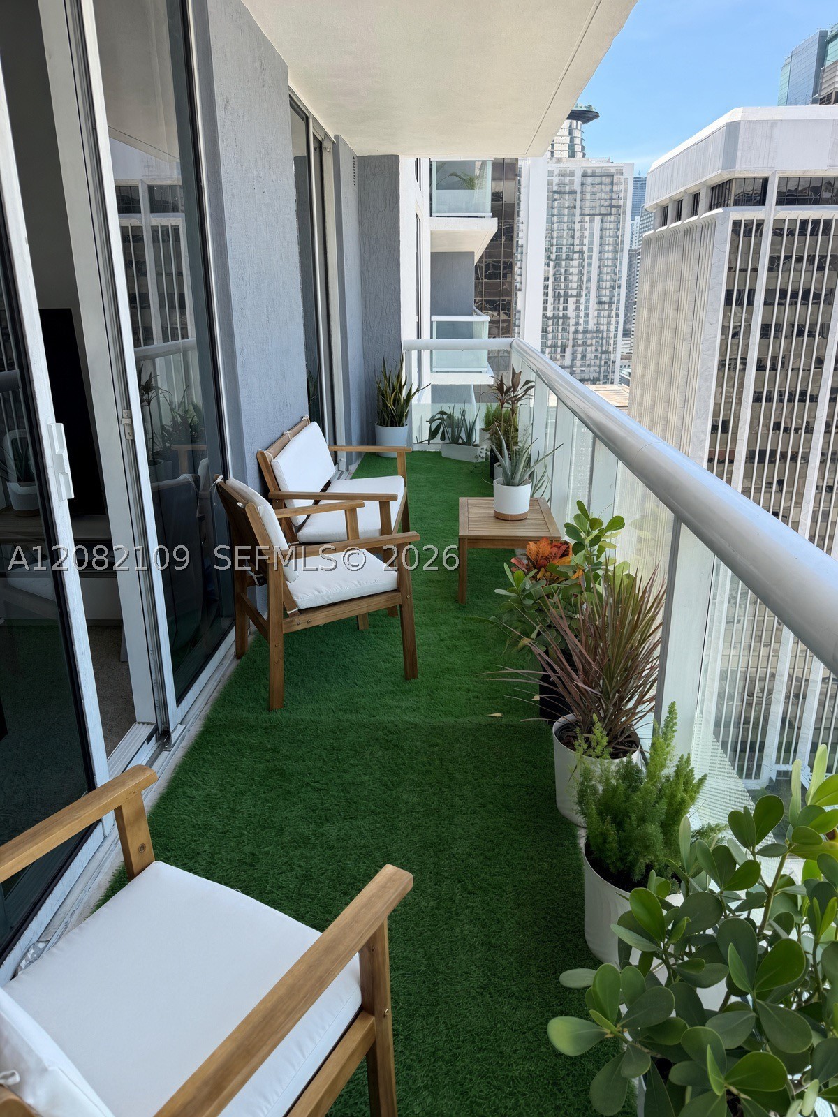 50 Biscayne Blvd #3205, Miami FL 33132