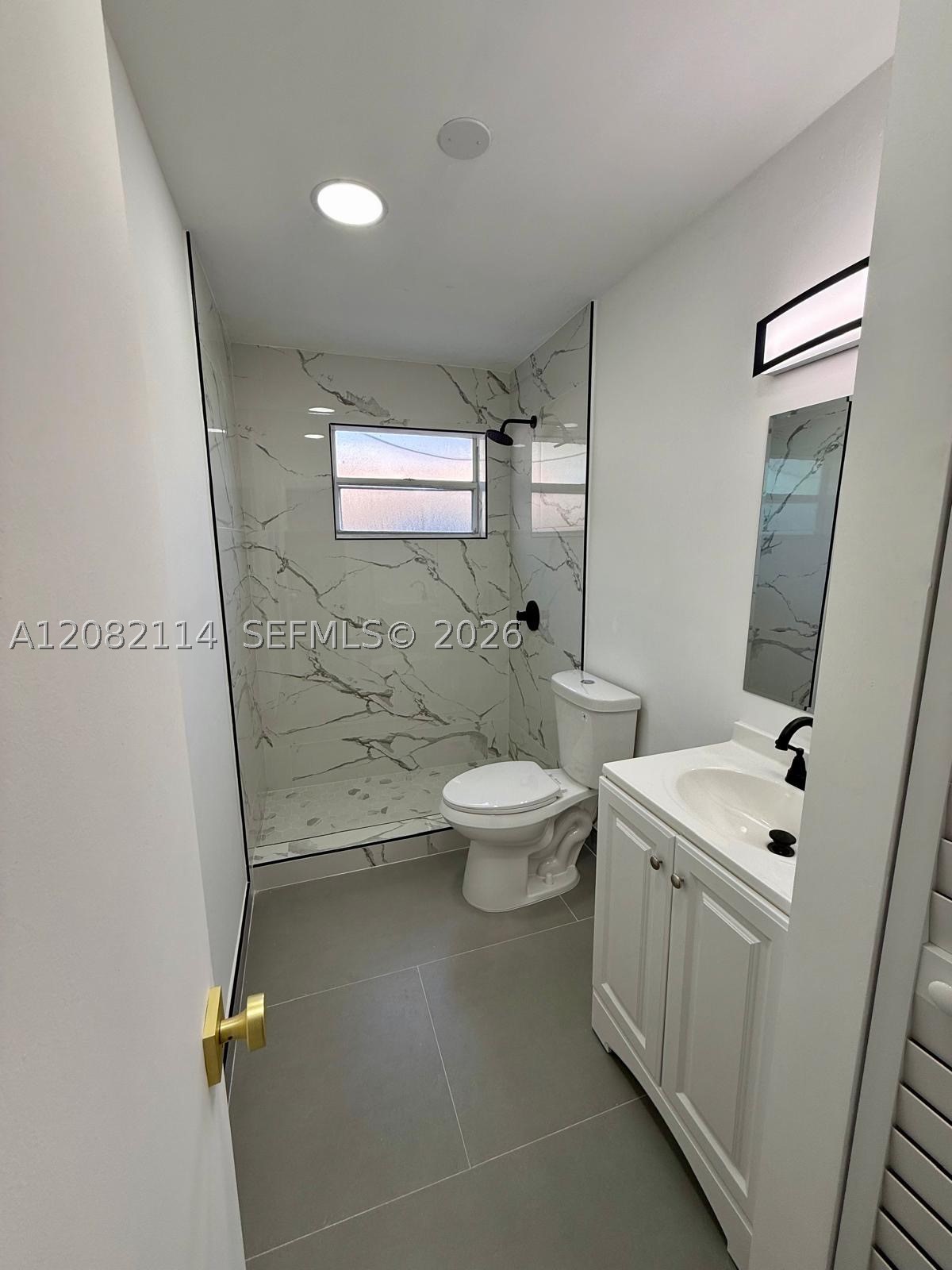 2433 SW 11th St, Miami FL 33135