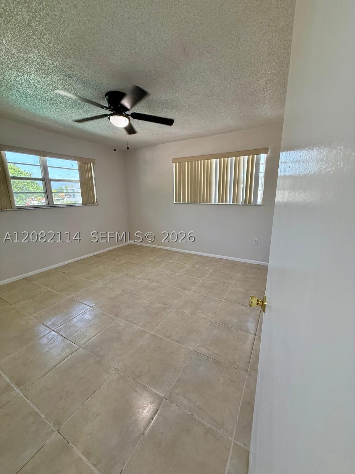 2433 SW 11th St, Miami FL 33135