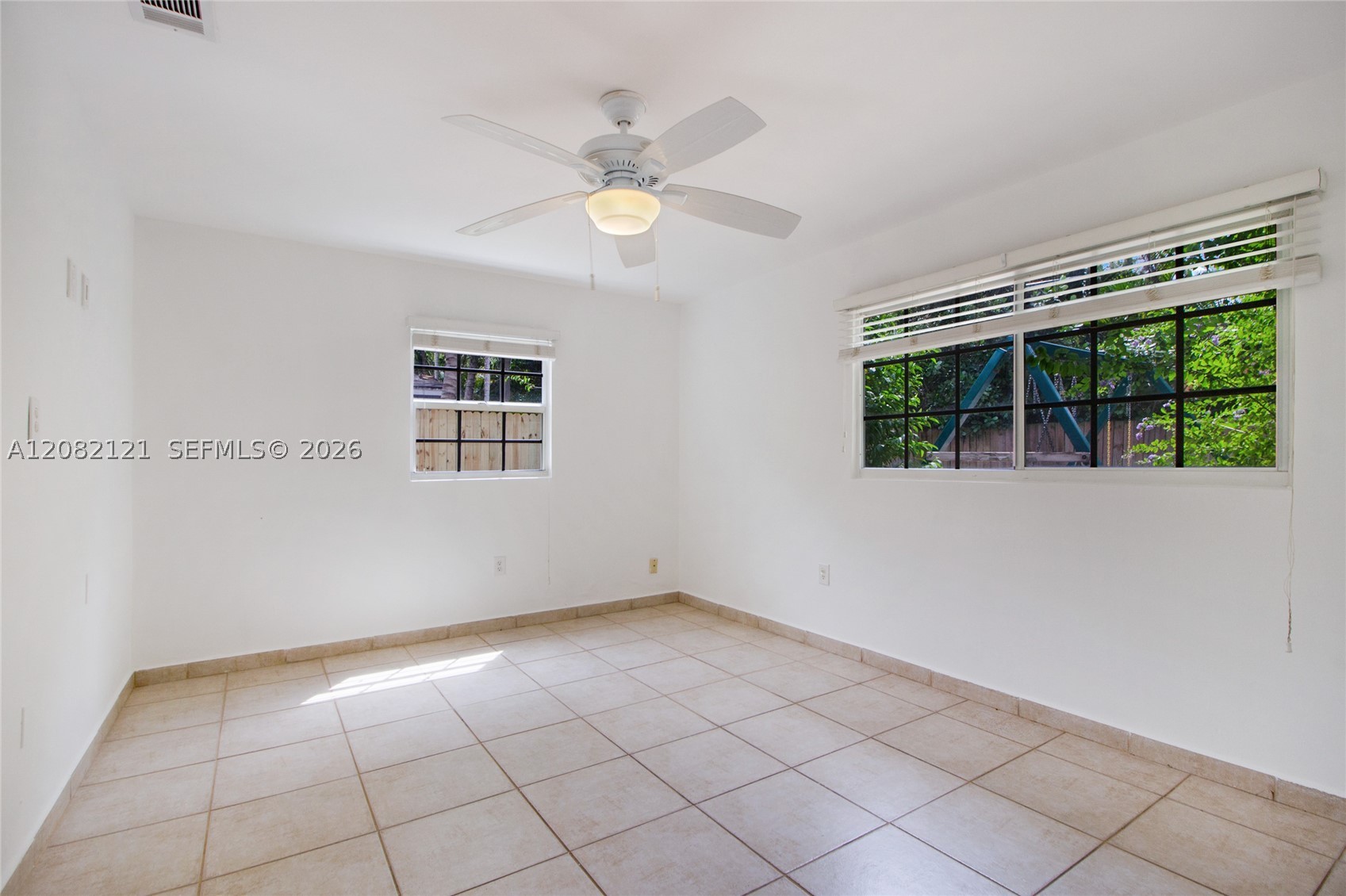 119 Harbor Dr, Key Biscayne FL 33149
