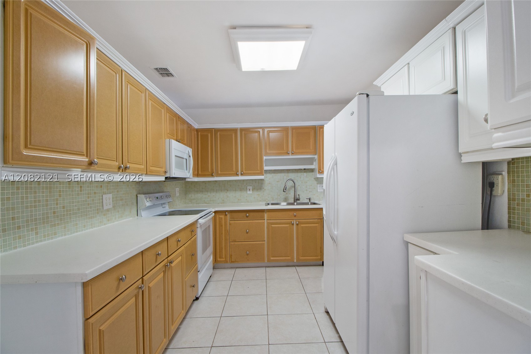 119 Harbor Dr, Key Biscayne FL 33149