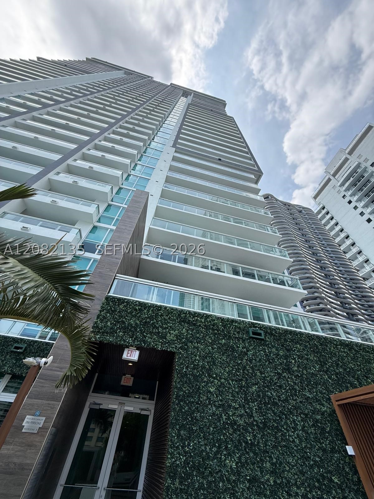 1080 Brickell Ave #913, Miami FL 33131