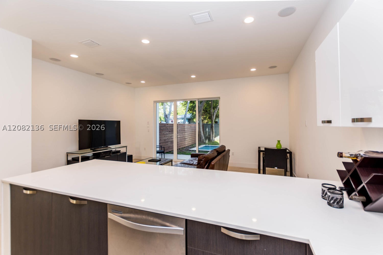 2875 SW 33rd Ct #2875, Miami FL 33133