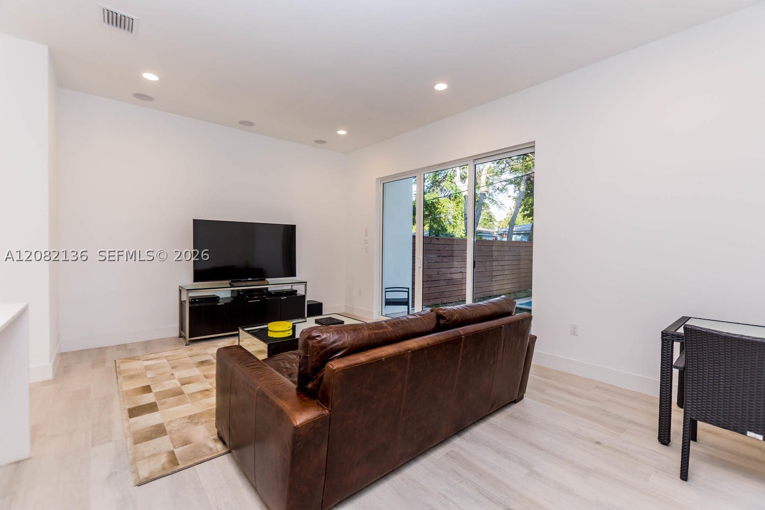 2875 SW 33rd Ct #2875, Miami FL 33133