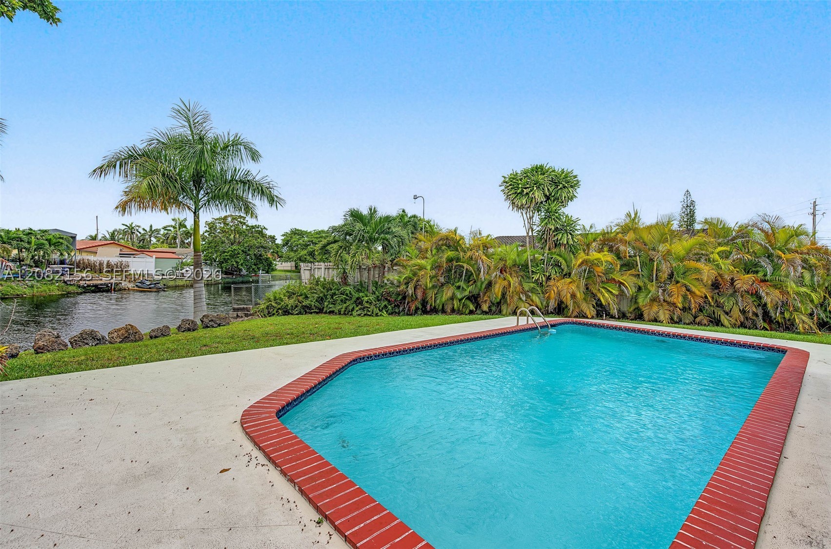 10711 SW 70th St, Miami FL 33173