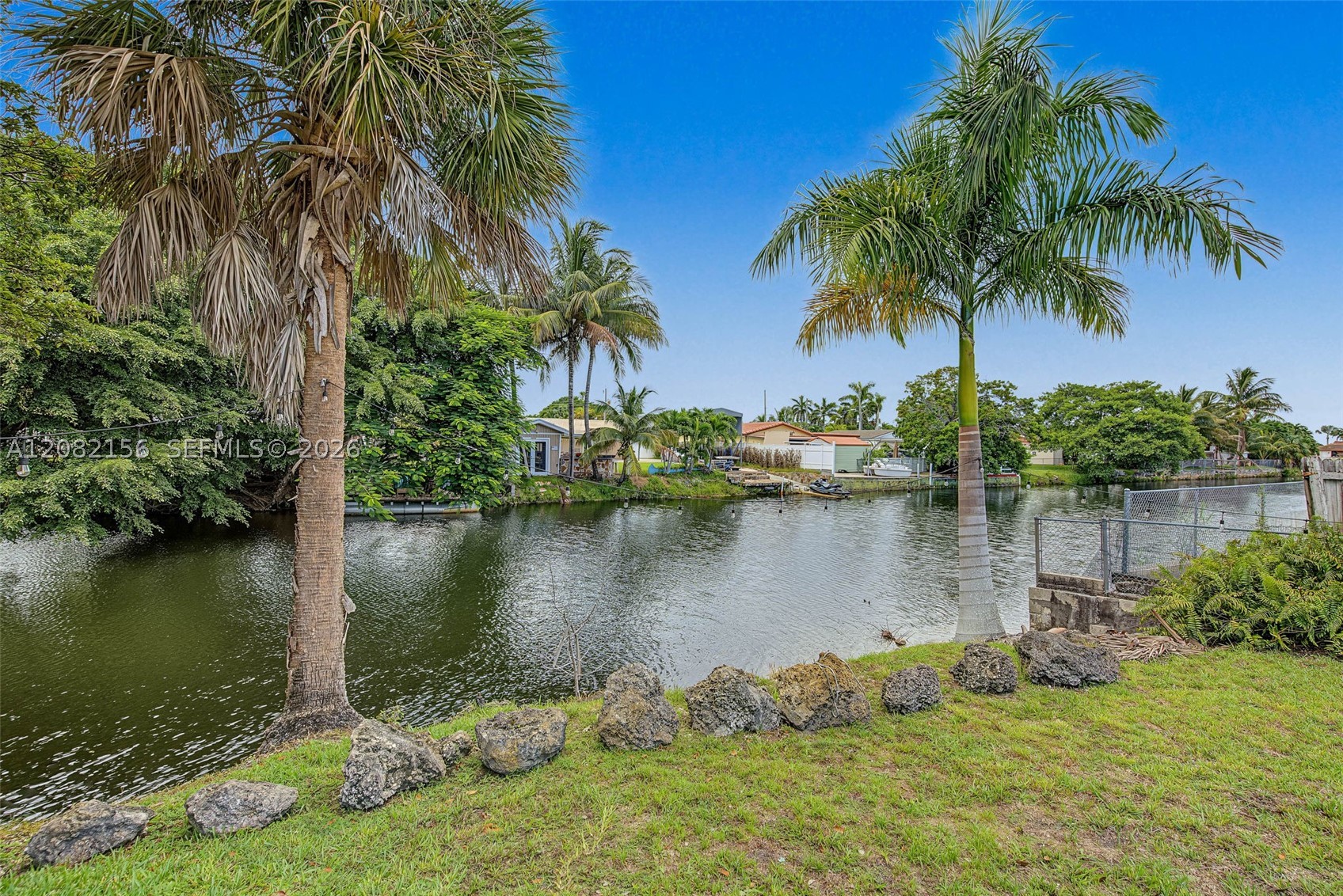 10711 SW 70th St, Miami FL 33173