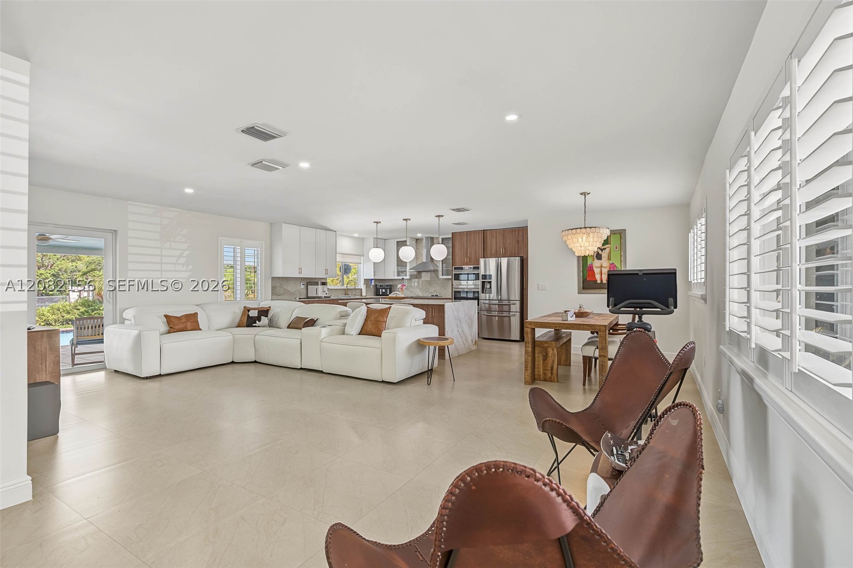 10711 SW 70th St, Miami FL 33173
