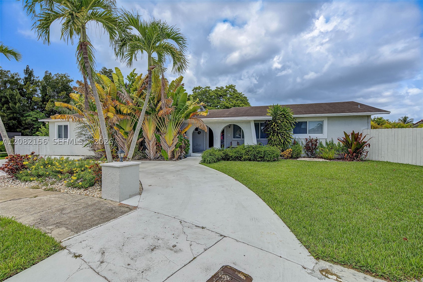 10711 SW 70th St, Miami FL 33173