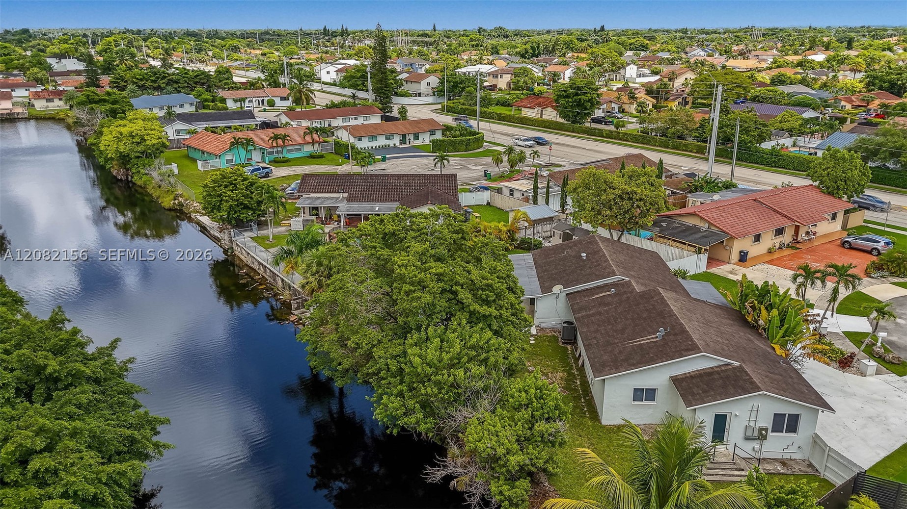 10711 SW 70th St, Miami FL 33173