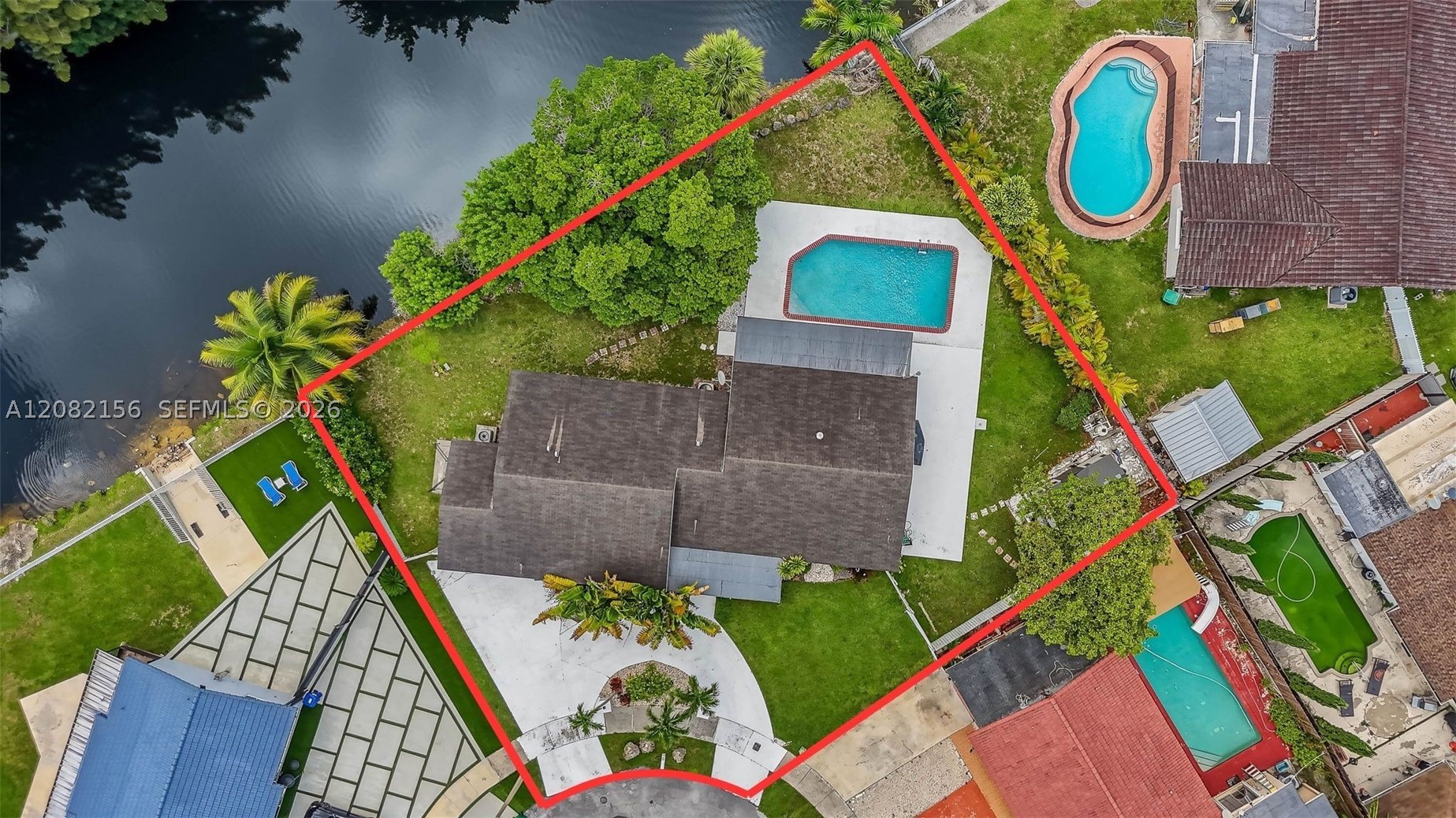 10711 SW 70th St, Miami FL 33173