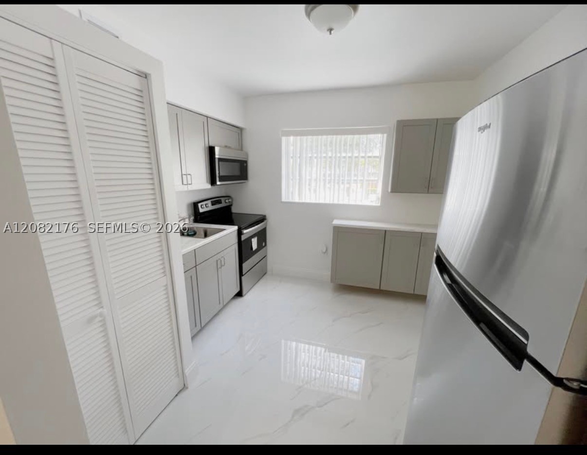 752 NW 4th St #5, Miami FL 33128