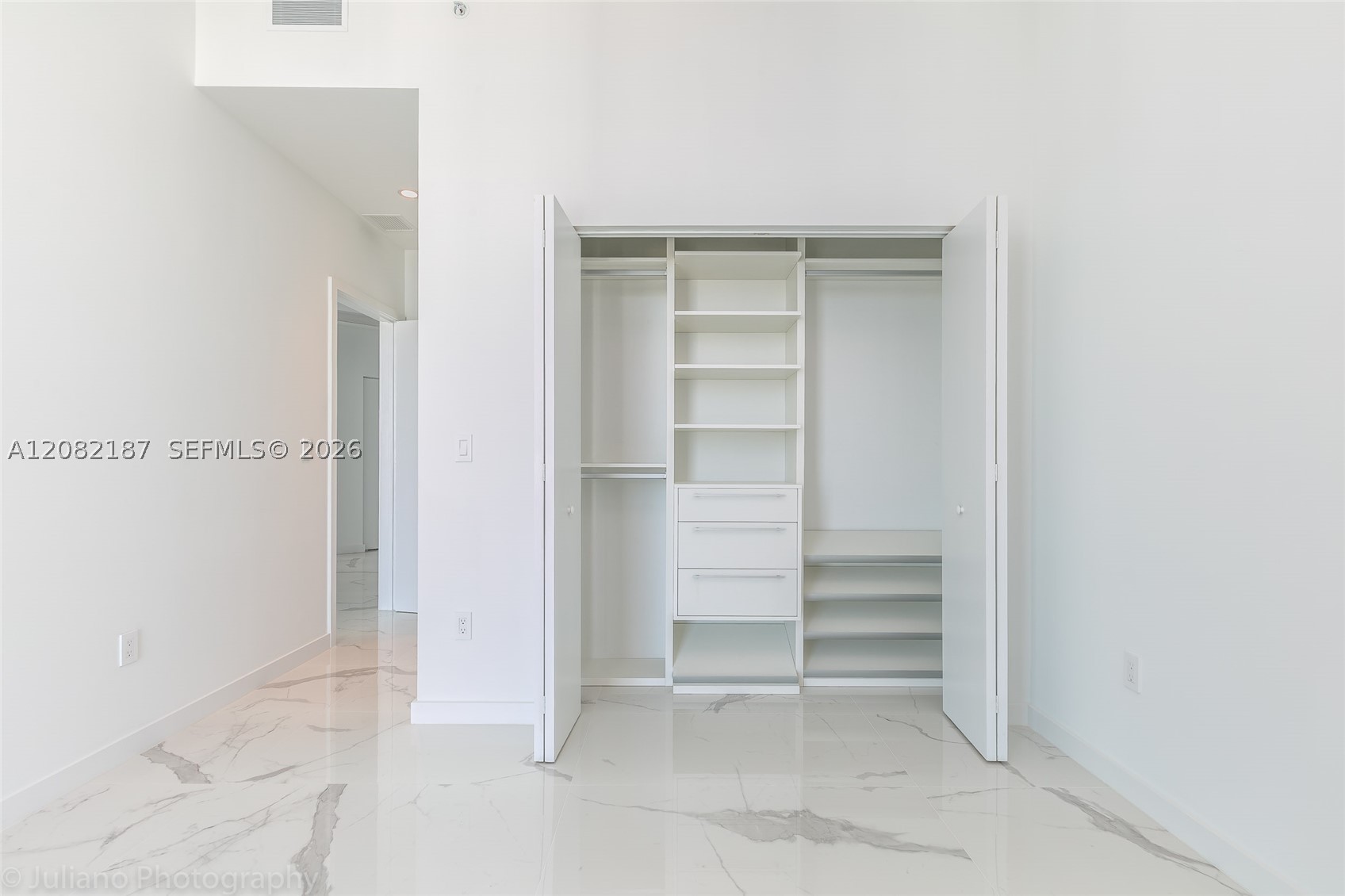 1300 S Miami Ave #PH5101, Miami FL 33130