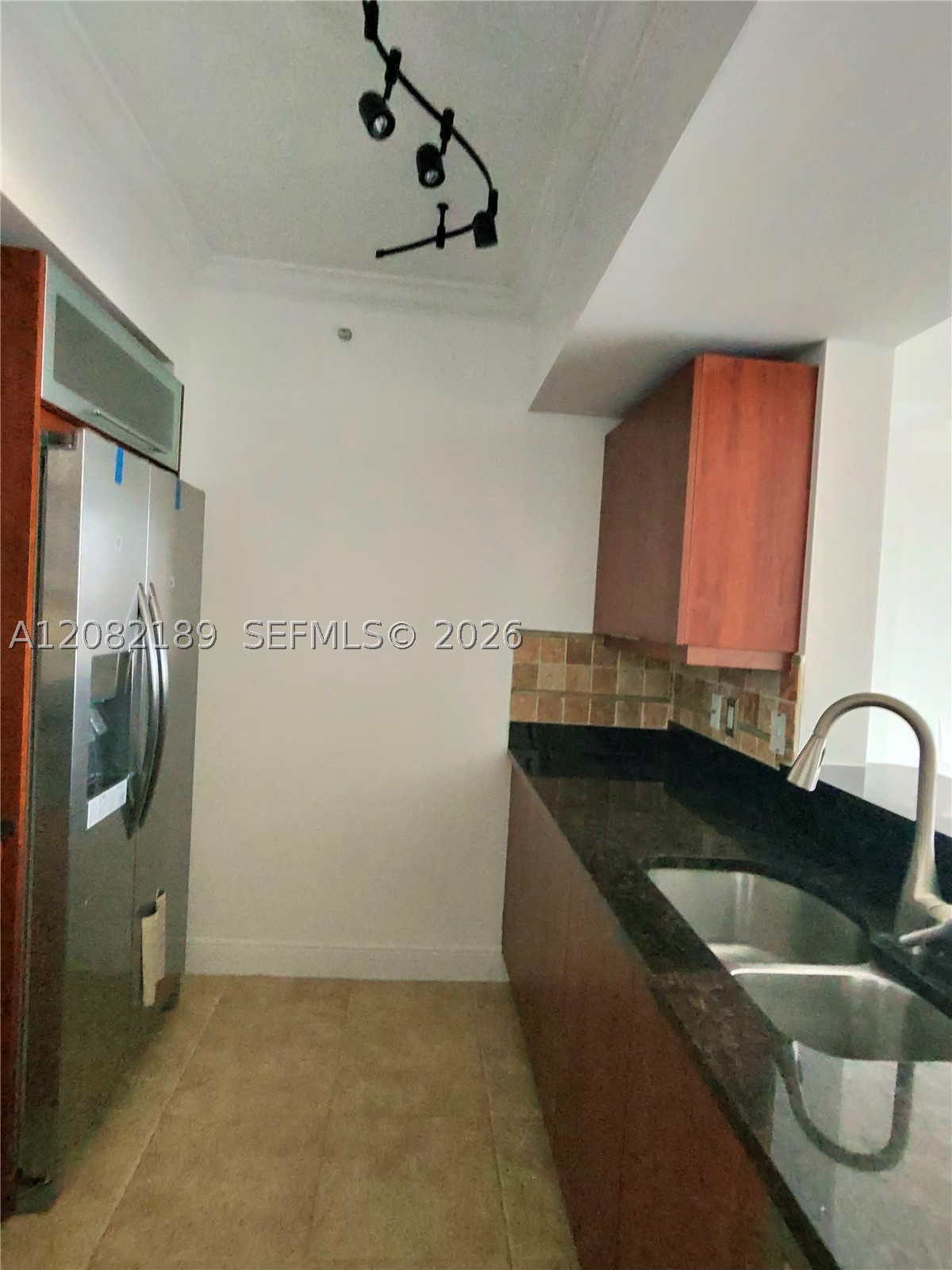 7350 SW 89th St #1102S, Miami FL 33156