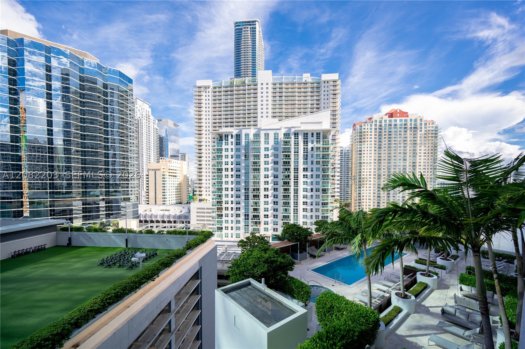 1300 Brickell Bay Dr #1601, Miami FL 33131