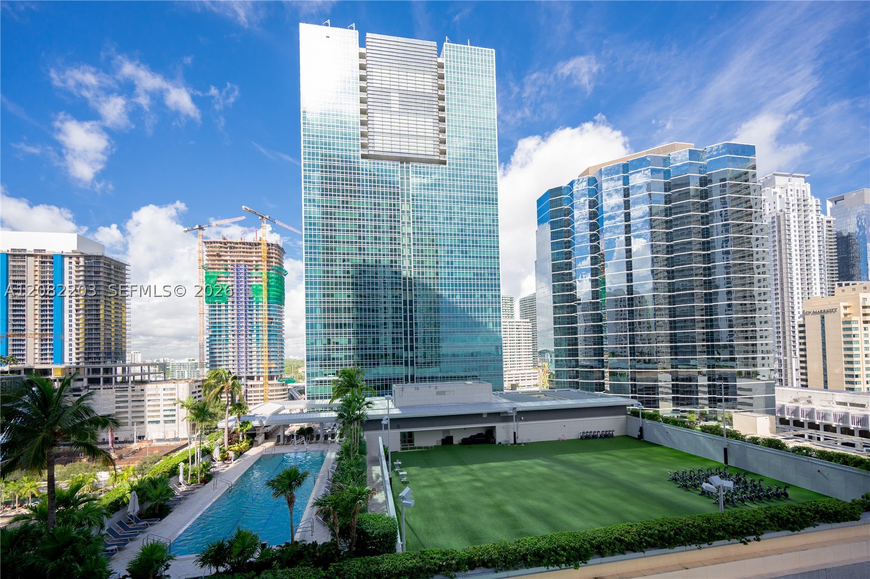 1300 Brickell Bay Dr #1601, Miami FL 33131