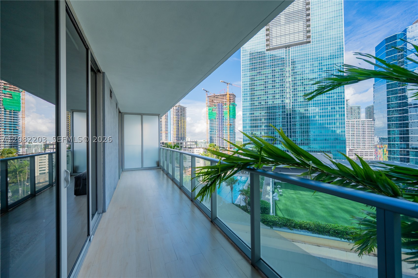 1300 Brickell Bay Dr #1601, Miami FL 33131