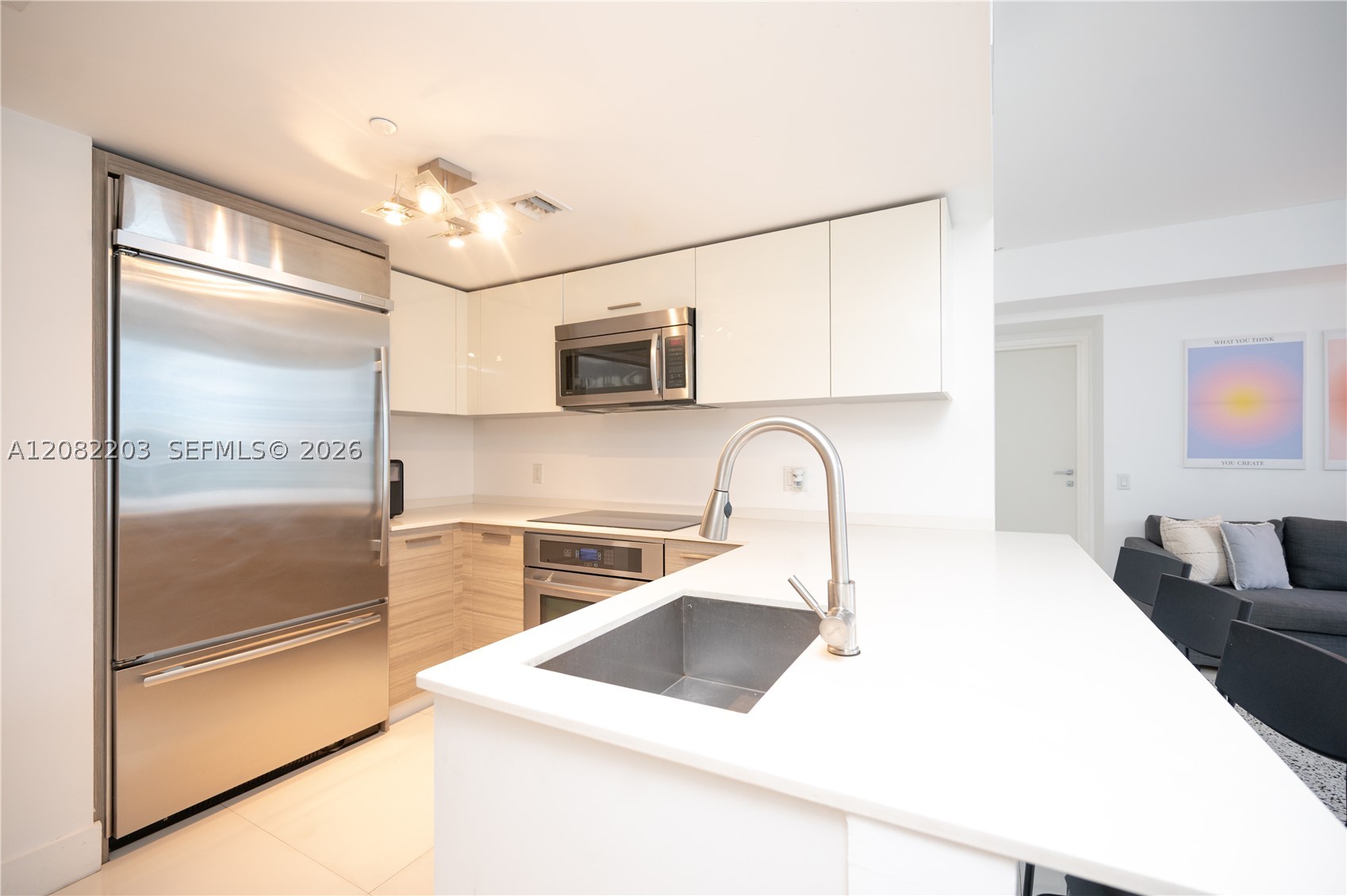 1300 Brickell Bay Dr #1601, Miami FL 33131