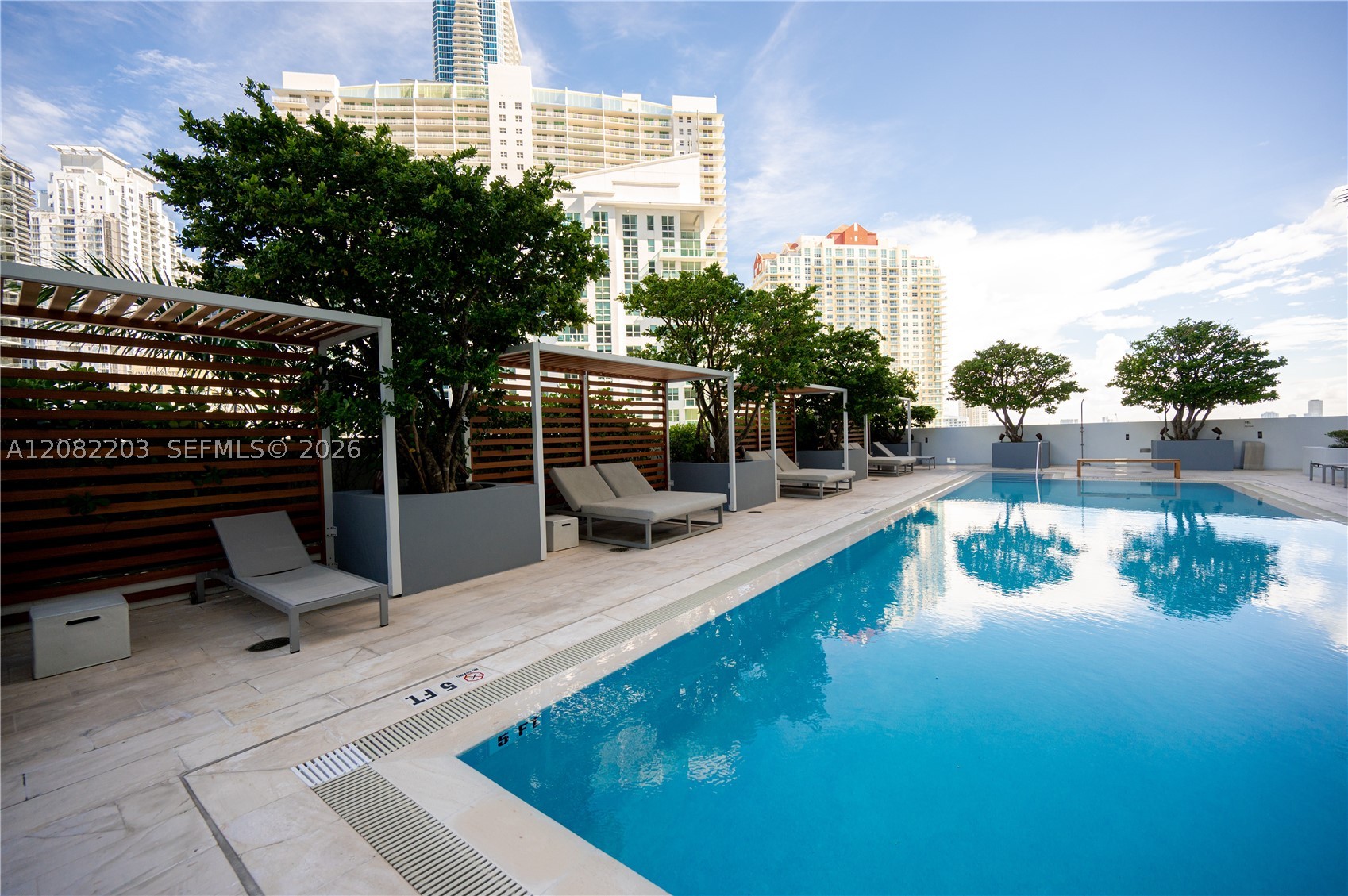1300 Brickell Bay Dr #1601, Miami FL 33131