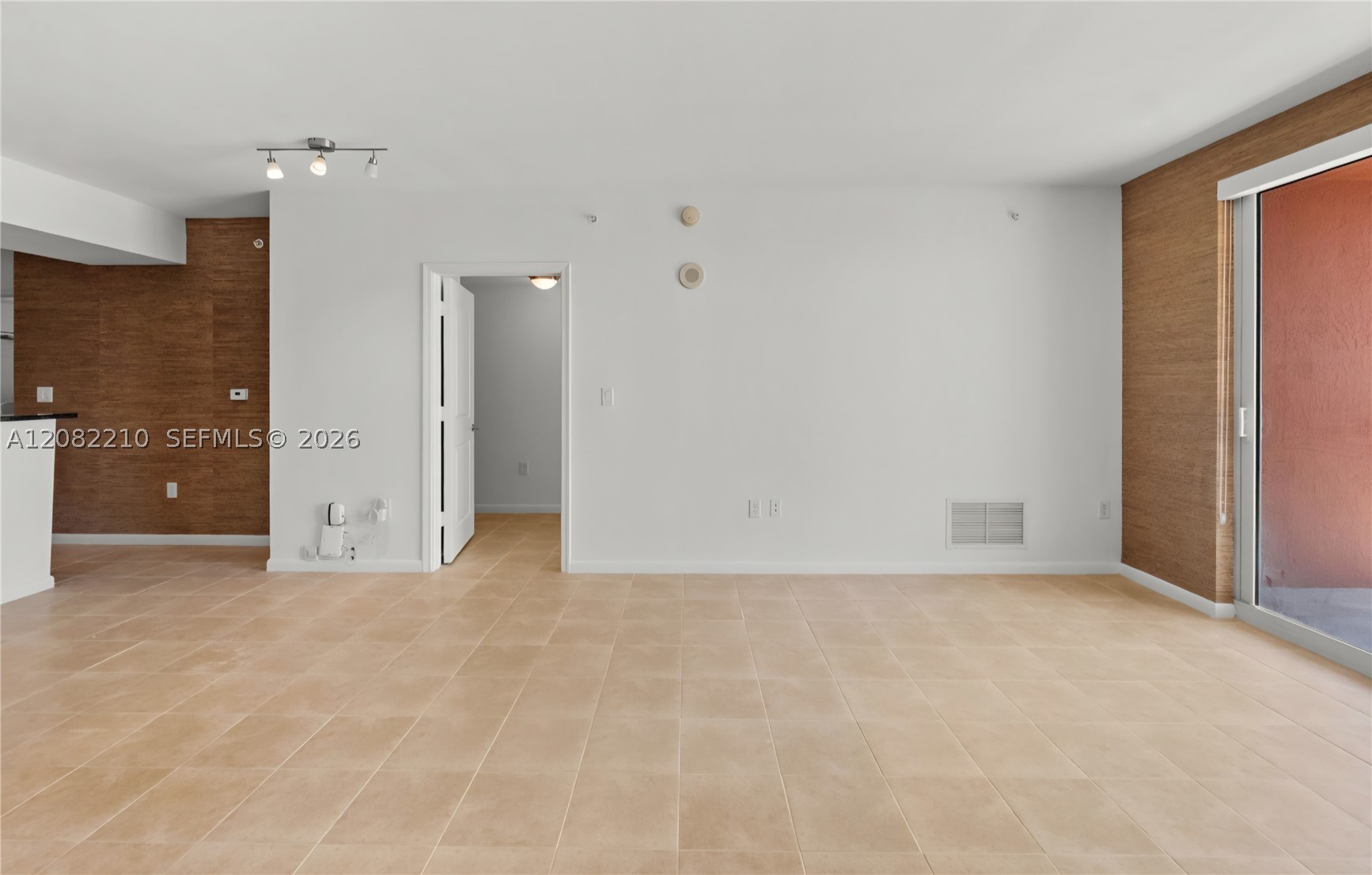 7350 SW 89th St #1506S, Miami FL 33156
