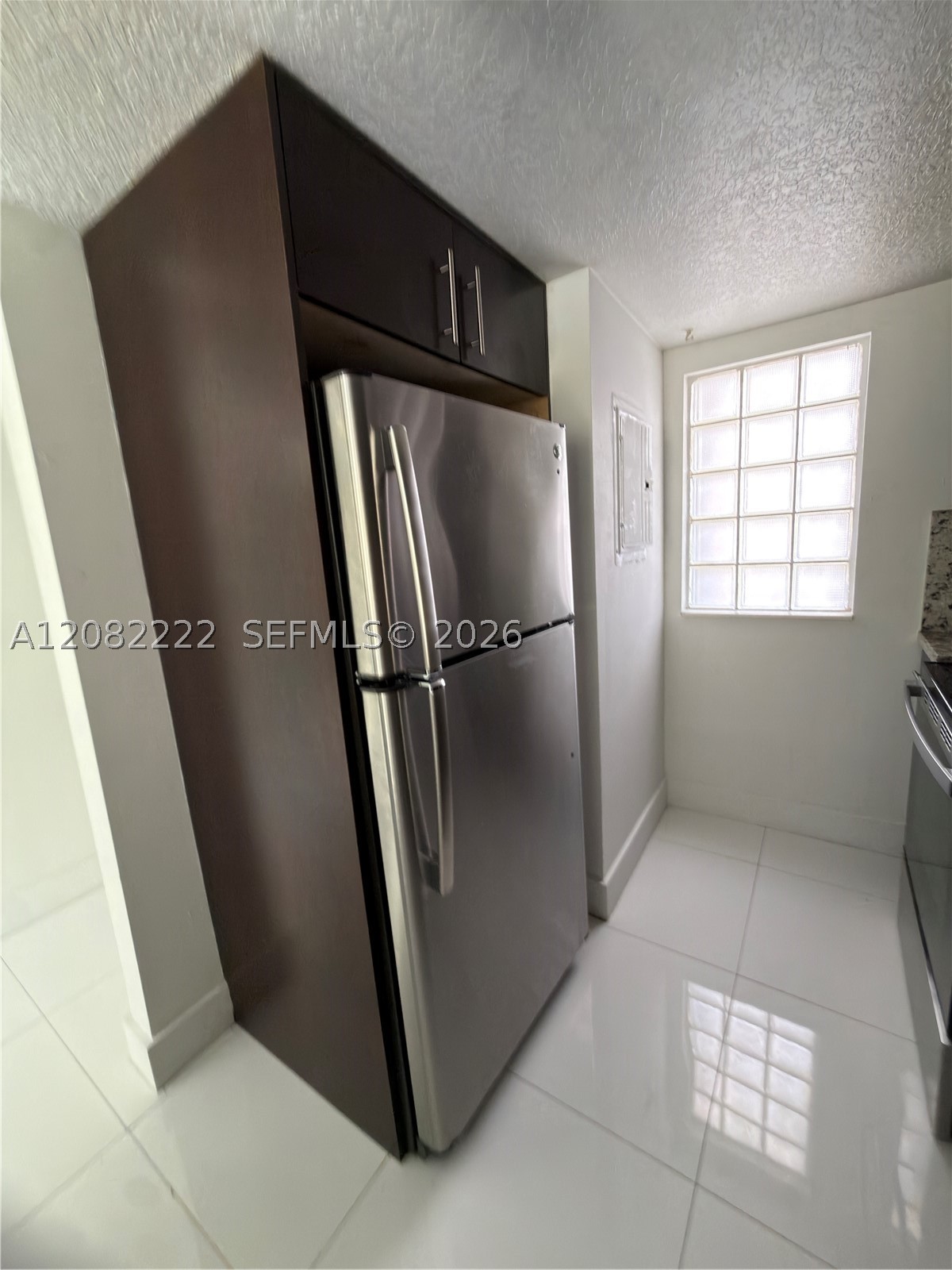 695 SW 11th St #204, Miami FL 33129