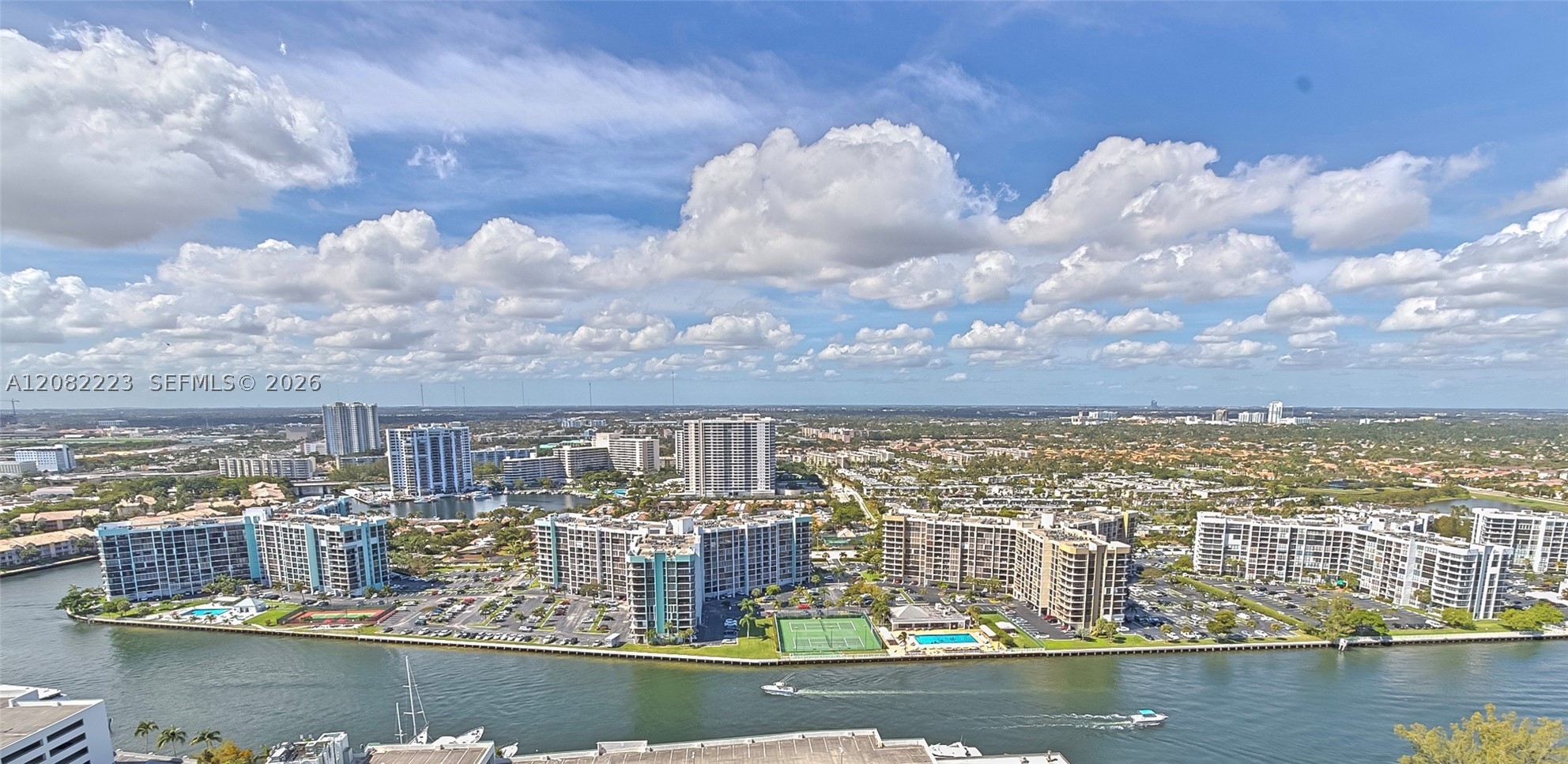 3535 S OCEAN DR #2805, Hollywood FL 33019