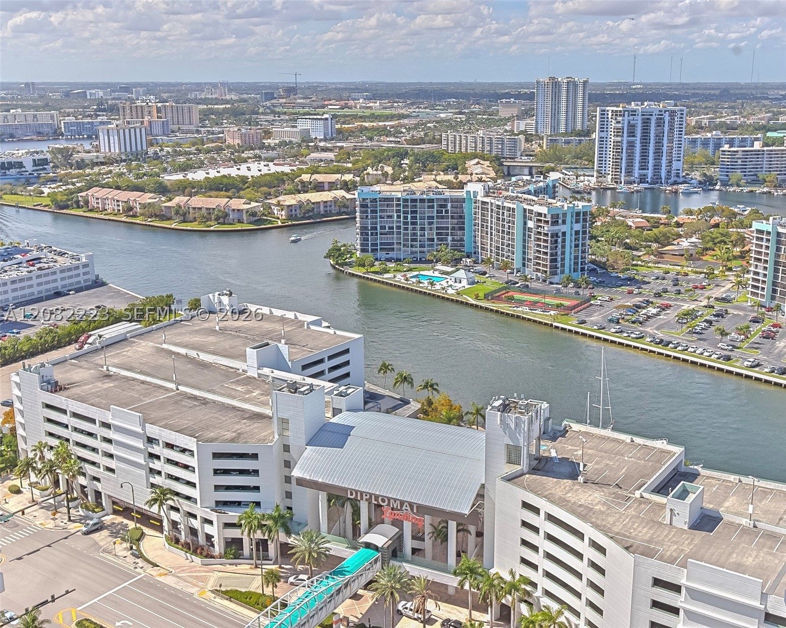 3535 S OCEAN DR #2805, Hollywood FL 33019