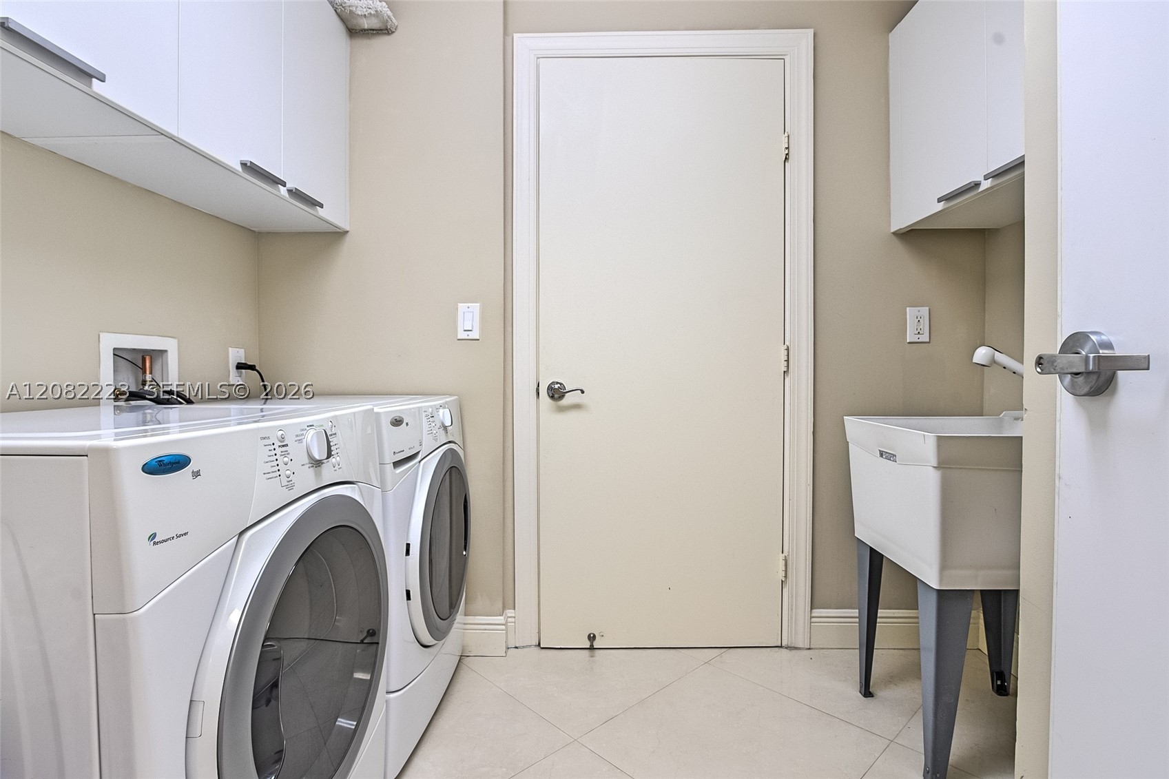 3535 S OCEAN DR #2805, Hollywood FL 33019