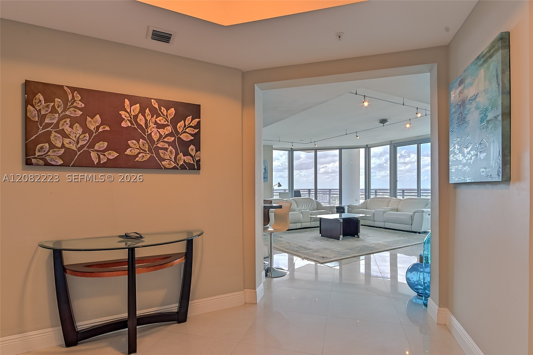 3535 S OCEAN DR #2805, Hollywood FL 33019